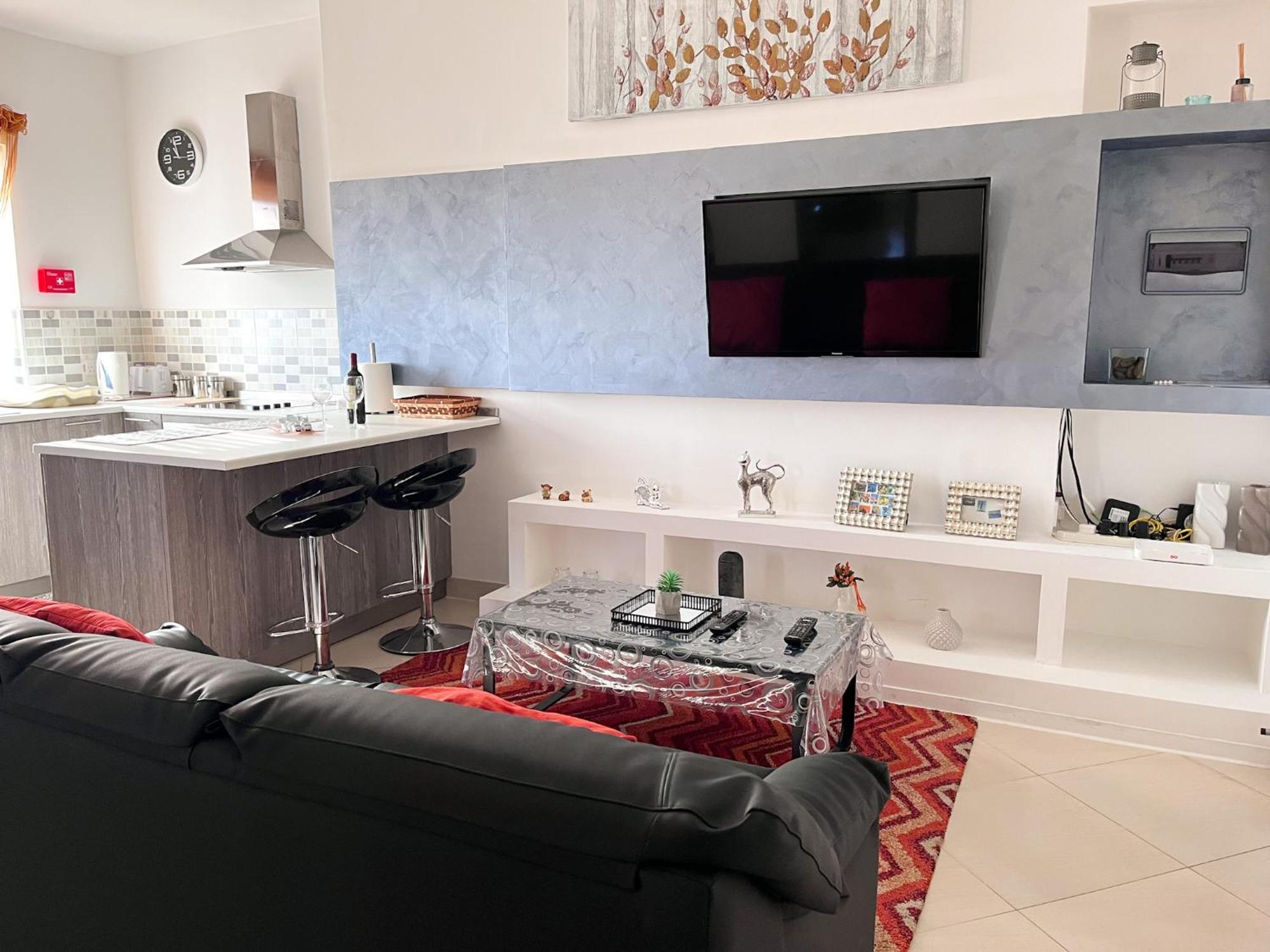 Modern Spacious 2bd Penthouse With 2 Terraces - Close To Airport * Luqa